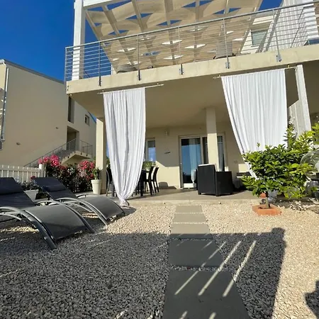 House * Isola Rossa
