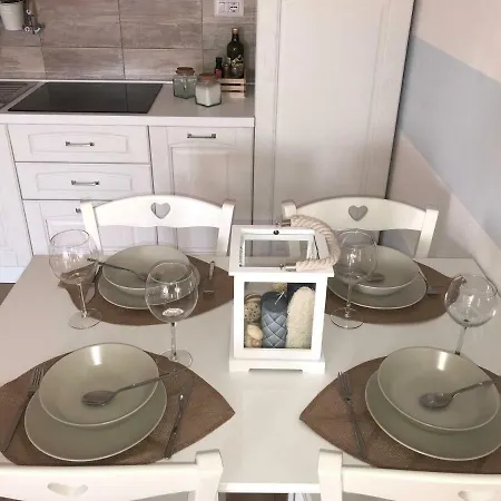 House Apartment *